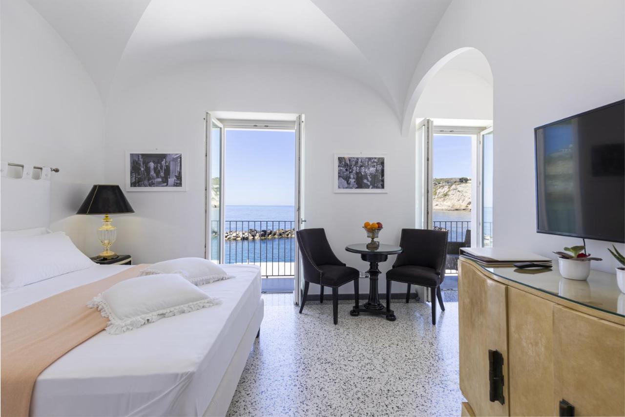 Roccobarocco Boutique Hotel Sant'Angelo  Екстер'єр фото